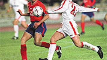 <B>SIN PROBLEMAS</b>. El Sevilla solventó sin demasiadas complicaciones su pase a los cuartos de final de la Copa.