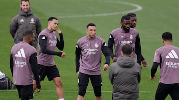 The French forward looks to have taken another step in his recovery from a knee injury.