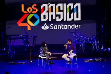 Aitana en Los40 Básicos Santander