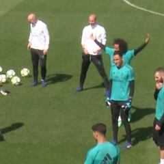 Marcelo se mete con la cabeza de Casemiro y a Zidane le da la risa