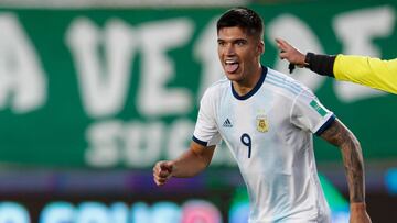 Joaquín Correa celebra un gol anotado con la selección de Argentina.