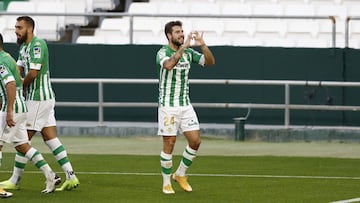 Aitor Ruibal celebra su gol ante el Villarreal. 