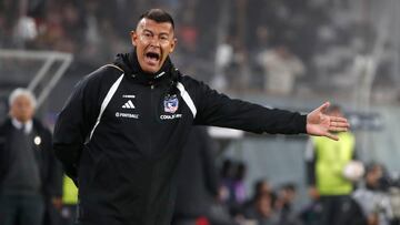 Futbol, Colo Colo vs Fluminense.
Fase de grupos, Copa Libertadores 2024.
El entrenador de Colo Colo Jorge Almiron es fotografiado contra Fluminense durante el partido de copa libertadores por el grupo A disputado en el estadio Monumental en Santiago, Chile.
09/04/2024
Jonnathan Oyarzun/Photosport
Football, Colo Colo vs Fluminense.
Group stage, Copa Libertadores 2024.
Colo Colo's head coach Jorge Almiron is pictured against Fluminense during the copa libertadores match for group A at the Monumental stadium in Santiago, Chile.
09/04/2024
Jonnathan Oyarzun/Photosport