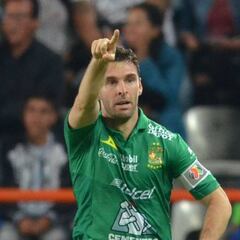 En Brasil ya dan por hecho la llegada de Mauro Boselli a Corinthians