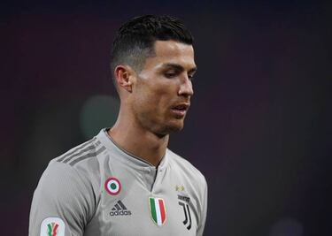 Cristiano Ronaldo to appear in Madrid court on tax charges