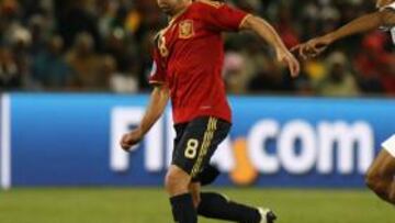 <b>DECEPCIONADO.</b> Xavi Hernández, centrocampista de la Selección Española, se mostró "muy decepcionado" por la derrota frente a Estados Unidos en las semifinales de la Copa Confederaciones, que dejó fuera de la final al combinado nacional.