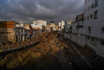 Estragos causados por la DANA en Chiva, Valencia A pesar de que se ha restablecido el 95% de la electricidad, según Iberdrola, la mayoría de los pueblos afectados por las inundaciones continúan sin gas.