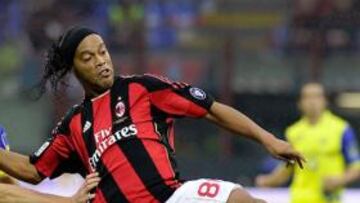 El Blackburn niega estar interesado en Ronaldinho