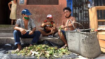 Un alcalde peruano finge estar muerto para no ser arrestado tras incumplir el confinamiento