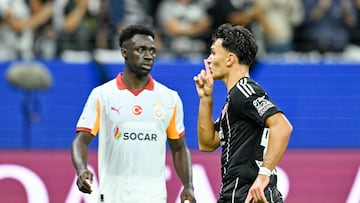 18 September 2025, Hesse, Frankfurt/Main: Soccer, Champions League, Eintracht Frankfurt - Galatasaray Istanbul, Preliminary Round, Matchday 1, Deutsche Bank Park. Goalscorer Can Uzun (r, Eintracht Frankfurt) celebrates his goal for 2:1. Davinson Sanchez (Galatasaray Istanbul) is on the left. Photo: Uwe Anspach/dpa (Photo by Uwe Anspach/picture alliance via Getty Images)