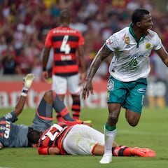 León le enseña el camino a Cruz Azul