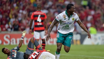 Foto de accion durante el partido Clube de Regatas do Flamengo (BRA) vs Panzas Verdes de Leon (MEX), Copa Bridgestone Libertadores 2014, En la foto:Franco Arizala
09-ABR-2014/MEXSPORT/FOTOARENA
Estadio: Jornalista Mario Filho -Maracana-