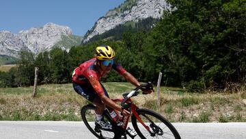 Cycling - Tour de France - Stage 15 - Les Gets Les Portes Du Soleil to Saint-Gervais Mont-Blanc - France - July 16, 2023 Ineos Grenadiers' Egan Bernal in action during stage 15 REUTERS/Benoit Tessier