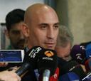 Rubiales "Hay clubes que están presionando a jugadores"