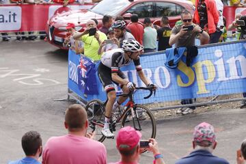 Froome revoluciona el Giro a 2 etapas del final