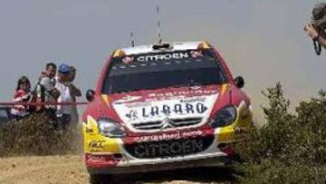 <b>RALLY DE CERDEÑA. </b>Dani Sordo terminó tercero en Italia, por detrás del francés Sebastien Loeb y del finés Mikko Hirvone.