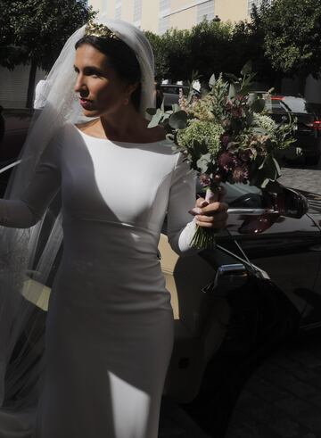 La novia a su llegada a la Iglesia.