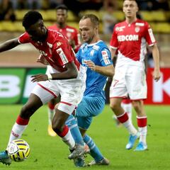 Guardiola pregunta al Mónaco por Benoît Badiashile