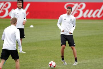 Soccer Football - Germany Training - FIFA Confederations Cup Russia 2017 - Petrovsky Stadium, St. Petersburg, Russia - July 1, 2017 Germany’s Julian Draxler during training