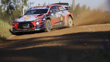 Ott Tanak manda en casa desde el principio