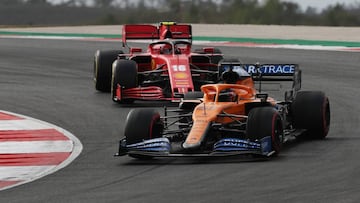 Carlos Sainz (McLaren MCL35) y Charles Leclerc (Ferrari SF1000). Portimao, Portugal. F1 2020. 