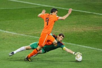Siempre destacada por su buen fútbol, Holanda se ha quedado en los Mundiales con el segundo lugar en tres ocasiones, 1974, 1978 y 2010.