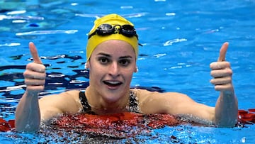 Australia's Kaylee McKeown reacts after winning in the final of the women's 200m backstroke swimming event during the World Aquatics Championships in Fukuoka on July 29, 2023. (Photo by Yuichi YAMAZAKI / AFP)