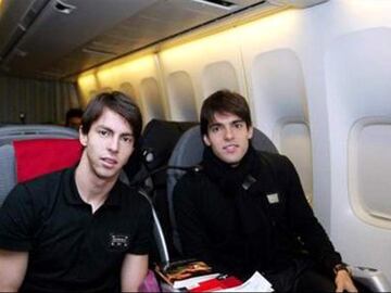 Juntos comenzaron su camino con el Sao Paulo. De ahí Kaká se fue al AC MIlan de Italia y prosiguió su carrera en el Real Madrid y Orlando City de la MLS. Finalmente, su hermano Digao intentó sin éxito seguir sus pasos en el viejo continente con clubes como Crotone y Lecce, así como Standard Lieja de Bélgica. Se retiró en 2013 con los New York Red Bulls de USA. 