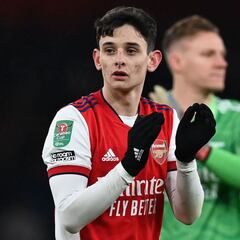 Is Charlie Patiño eligible to play for Spain and England?