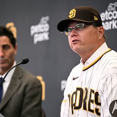 The Padres sign Mike Shildt as their new manager