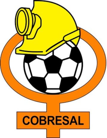 El actual campeón de la Liga chilena tiene este escudo que representa a un equipo minero. 