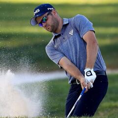 Conners mantiene liderato; Tiger Woods fue líder provisional