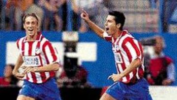 <B>PAREJA OLÍMPICA</B>. Jorge y Fernando Torres, dos de los jugadores que podrían formar el once español en los Juegos de Atenas, serán los encargados de abrir la lata del Murcia en La Condomina. El Atlético espera mucho de ambos.