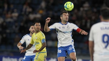 02/01/22 PARTIDO SEGUNDA DIVISION
 CD TENERIFE - UD LAS PALMAS
 AITOR SANZ Y J VIERA
 