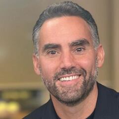 Who is Enrique Acevedo, the Mexican journalist who will interview Donald Trump tonight?