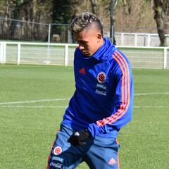 Cantillo reemplaza a Matheus Uribe en la lista de Selección