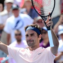 Federer arrasa a Polansky y se medirá con Ferrer en octavos