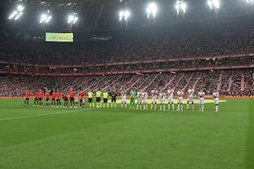 Formación de los equipos del Athletic Club y Rayo Vallecano.