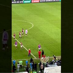 Arturo Vidal no ingresa y así reacciona después del partido