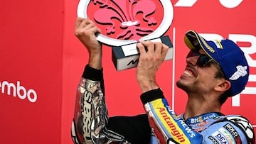 Álex Marquez celebrando su segundo en Mugello.