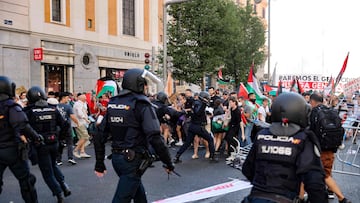 Vuelta a España 2025, en directo: carrera detenida en Madrid | Última hora de las protestas propalestinas