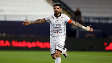 Banega, líder del pase