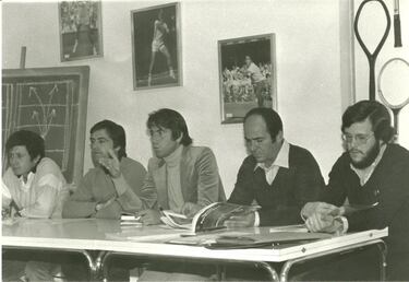 Manolo Santana y Antonio Martnez.