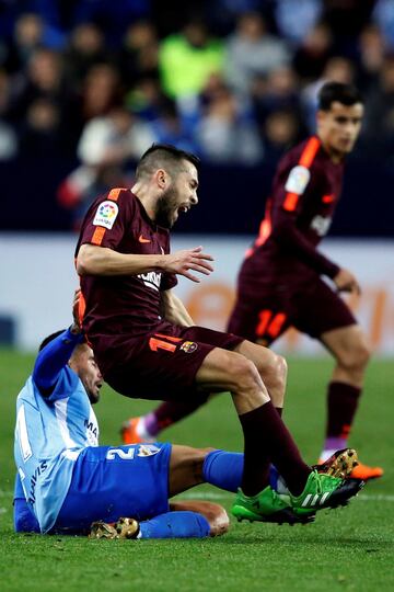 Samuel García is sent off for a poor challenge on Jordi Alba