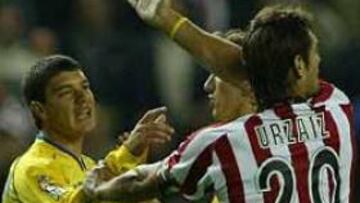 <b>EXPULSADO.</b> Battaglia tuvo que abandonar el terreno de juego en el partido que disputó su equipo, el Villarreal, ante el Athletic de Bilbao.