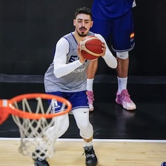 Salvó, Alonso y el debutante Puerto, los descartes de Scariolo