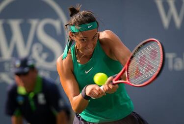 Williams knocked out as Garcia and Pliskova advance in Ohio