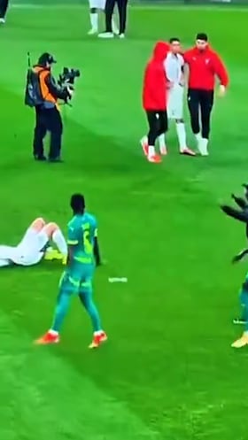 La burla de Gana Gueye a Achraf tras ganarle la Copa África que se está viralizando en España
