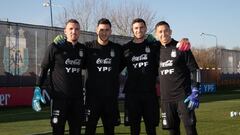 Cuatro para un lugar en el arco