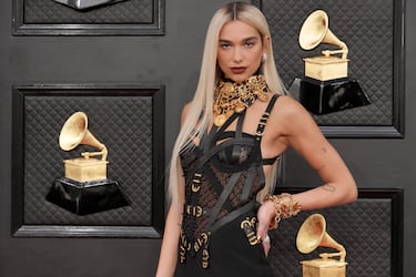 En 2022 recibió la ciudadanía albanesa.